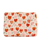 Pochette ordinateur femme matelassée, imprimé cœurs ou fleurs