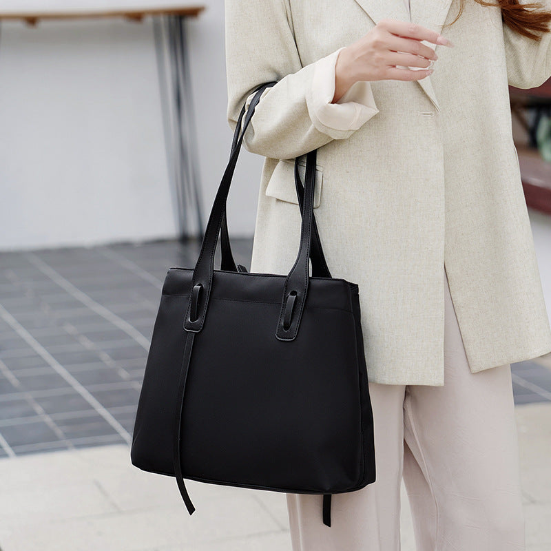 Sac ordinateur femme cabas en nylon à poche ordinateur amortie