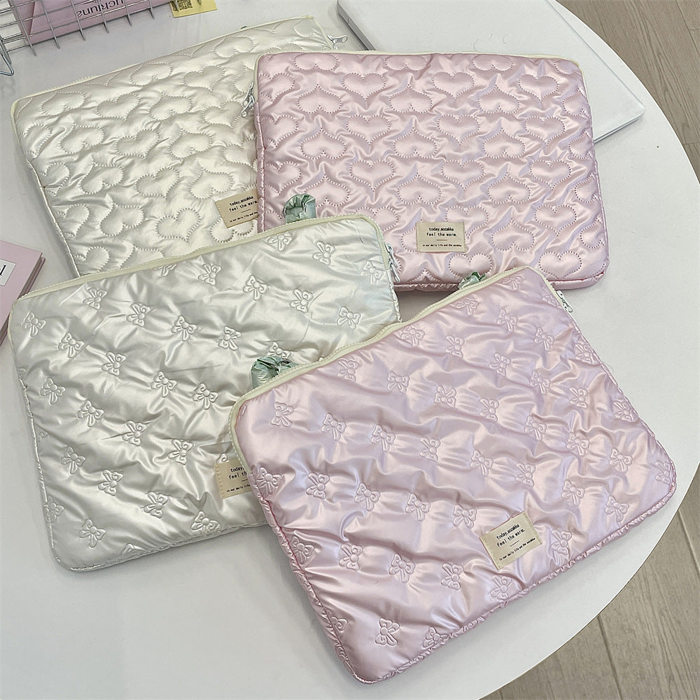 Pochette ordinateur argent métallisé, losanges ou cœurs matelassés