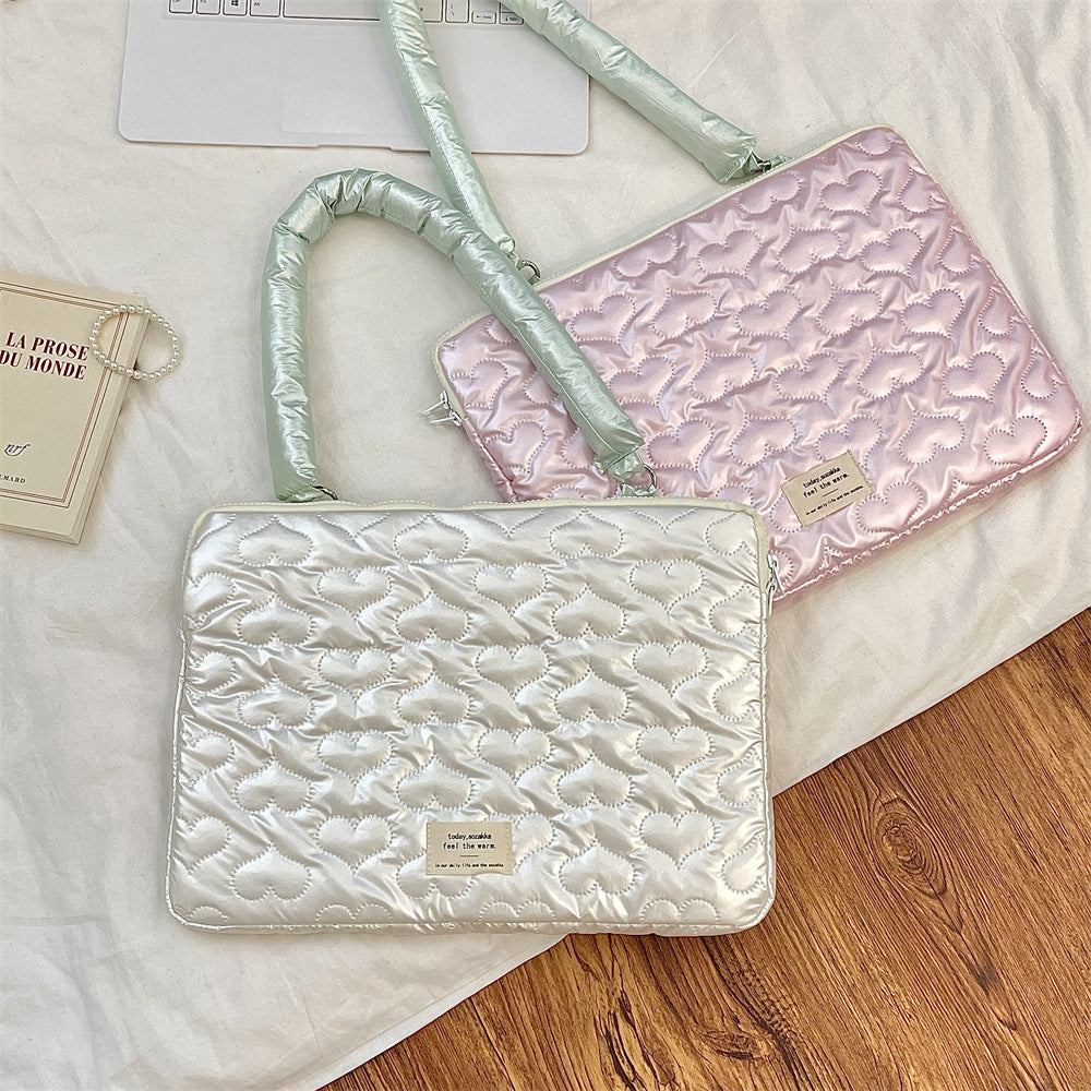 Pochette ordinateur argent métallisé, losanges ou cœurs matelassés