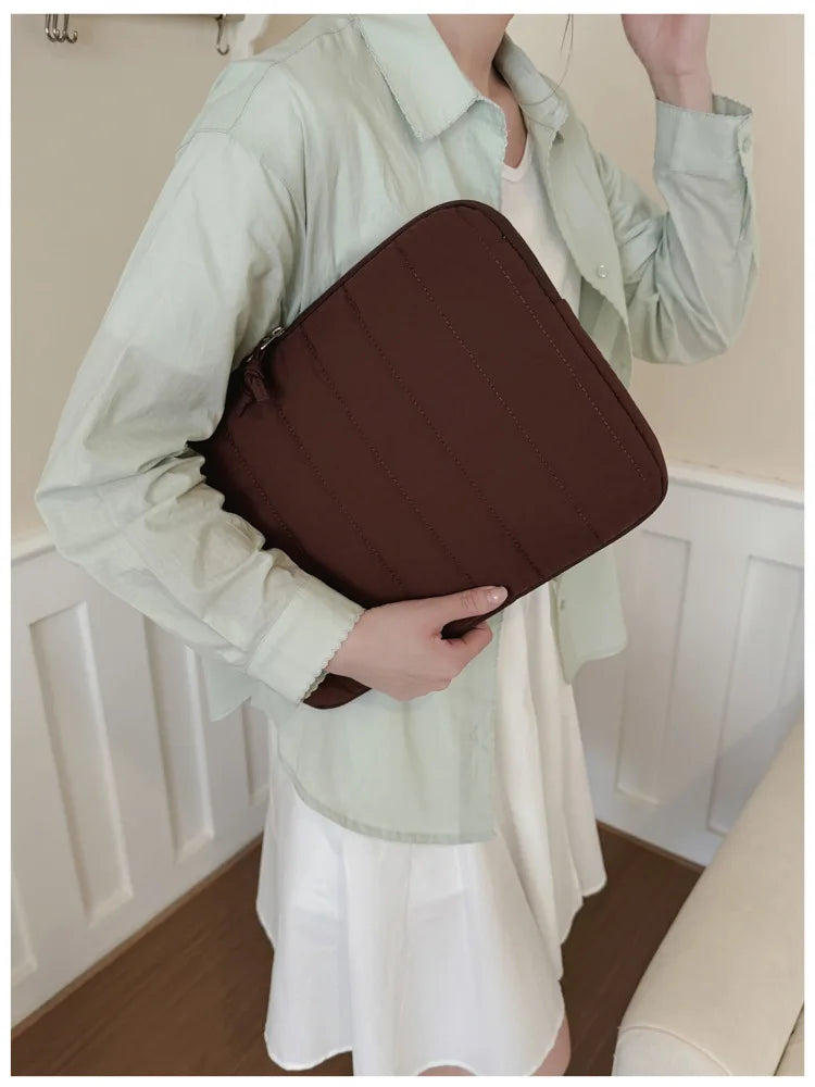 Housse ordinateur matelassée effet doudoune, tablette ou 14 pouces