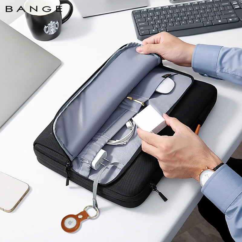 Des coins amortis pour le sac posé trop vite