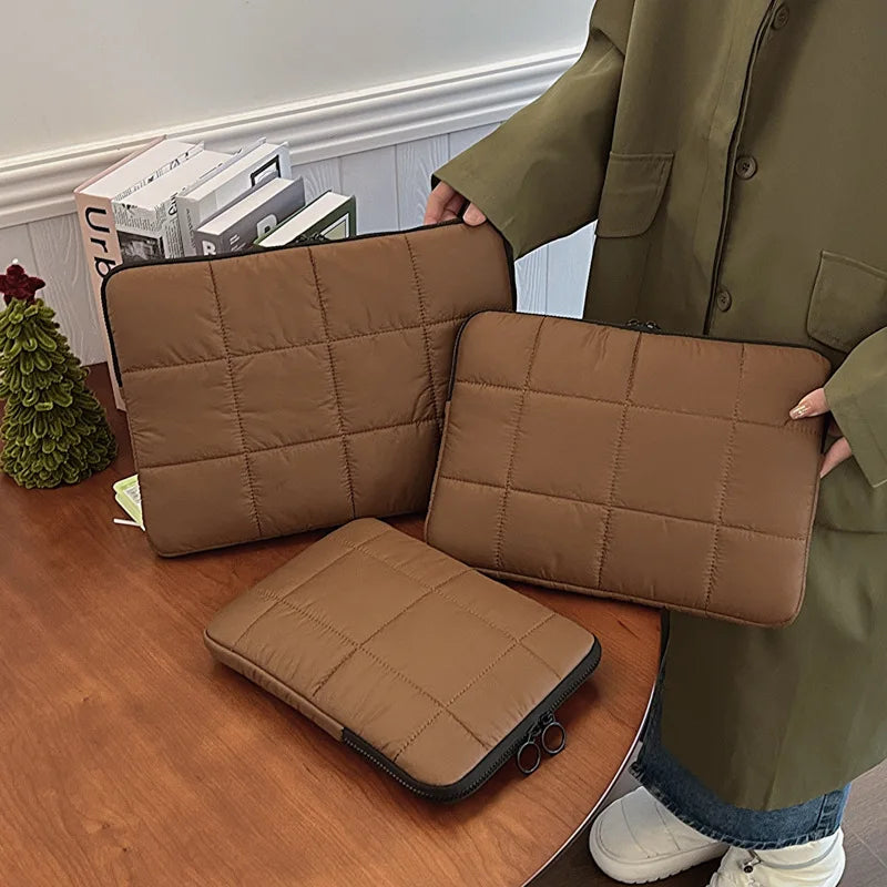 Une housse tendance pour la fac et le café