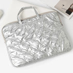 Pochette ordinateur matelassée à poignées, effet doudoune brillant