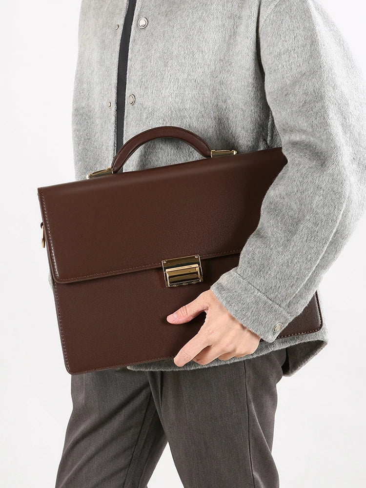Sacoche ordinateur homme à rabat, fermoir à code, simili cuir