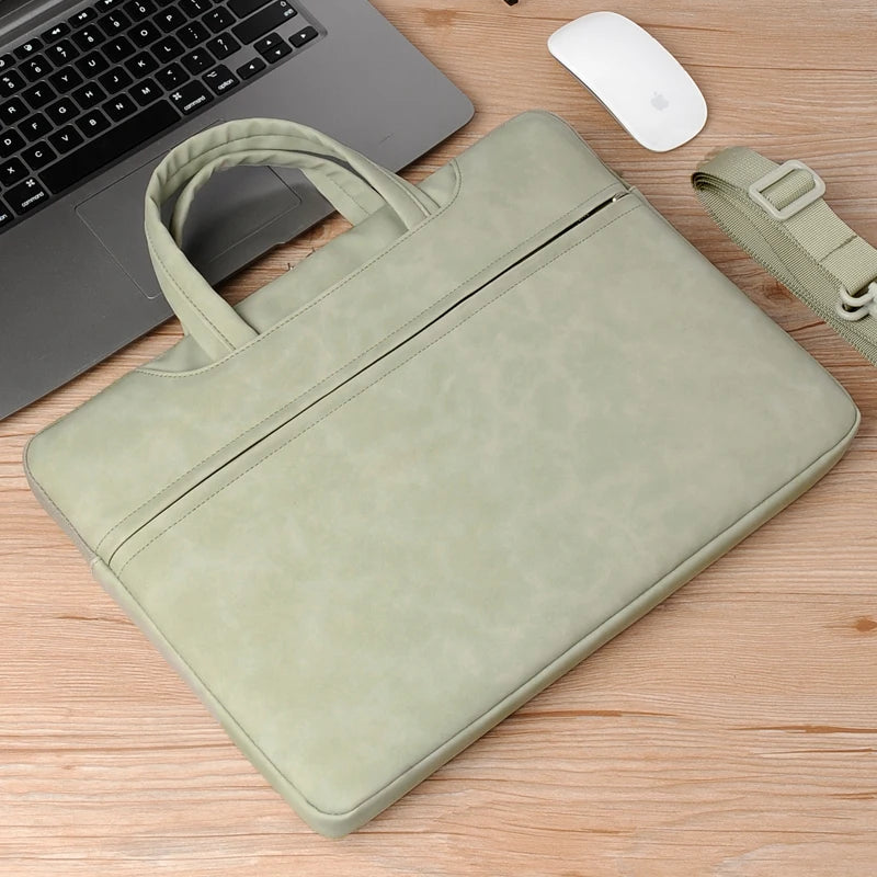 Pochette ordinateur à poignées en simili cuir mat, cinq coloris