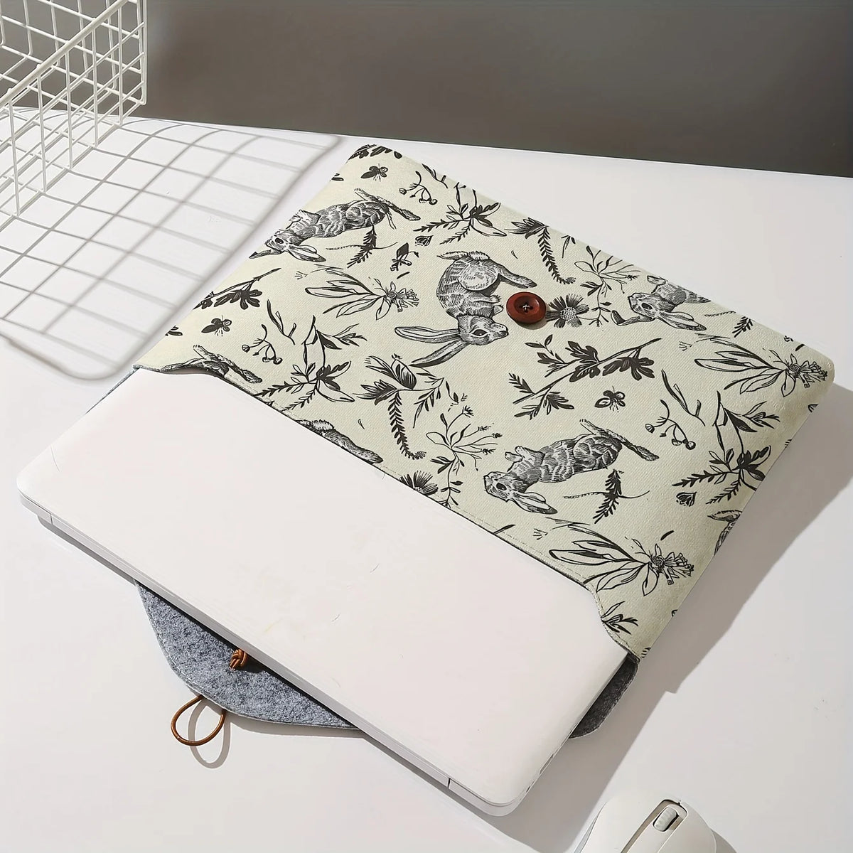 Housse ordinateur 13 pouces enveloppe, imprimé lapins sur fond crème