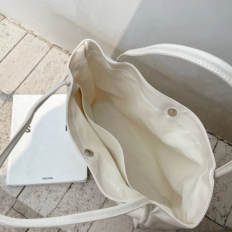 Un simili cuir qui s'essuie d'un coup de chiffon
